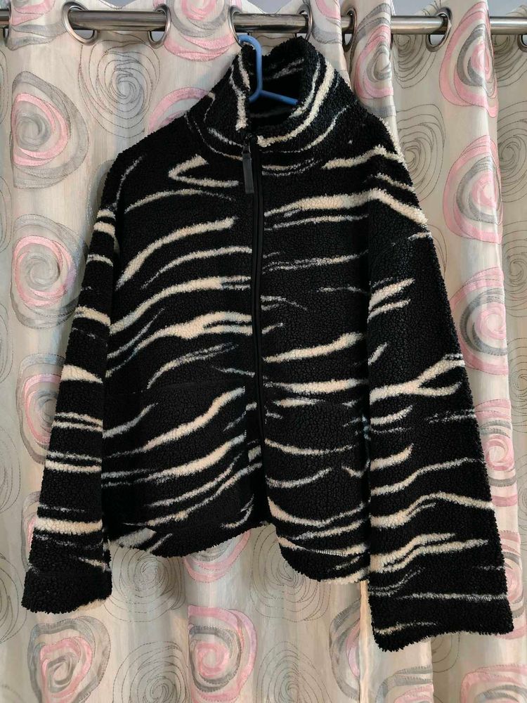 H&amp;M fleece jacket