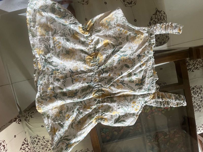 Floral Print Ruffle Crop Top