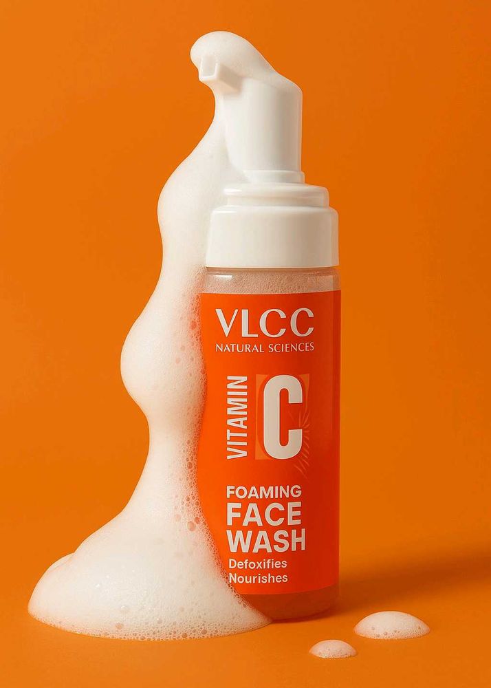 Vlcc Foaming Face Wash