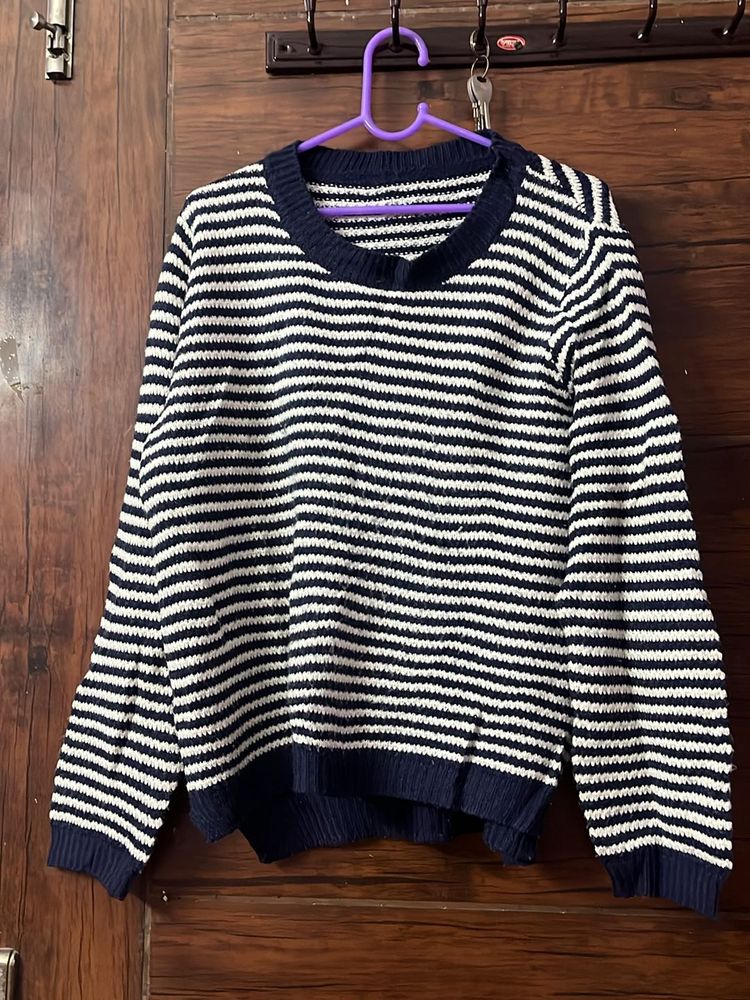 sweater/sweatshirt