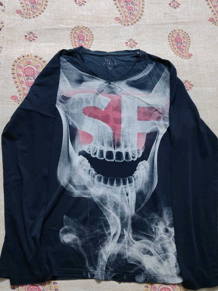 Graphic Print Long Sleeve T-Shirt