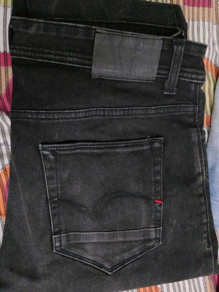 Black Jeans