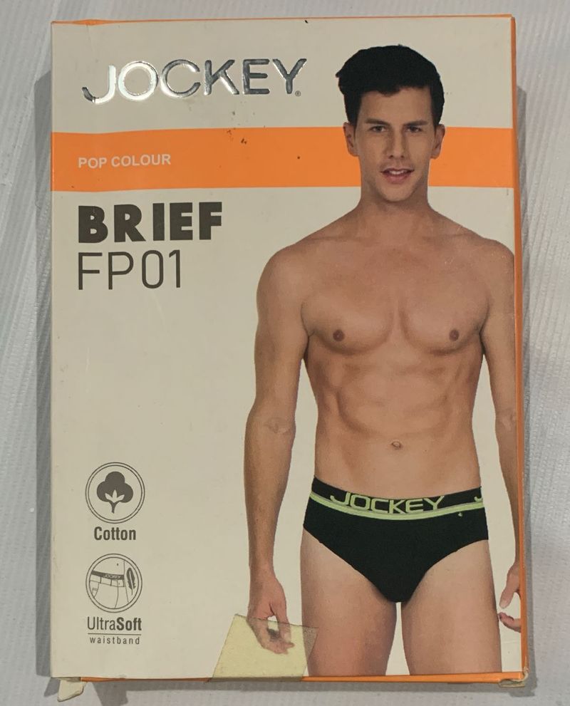 Jockey Men’s Brief – Size L (90-95 cm Color Maroon