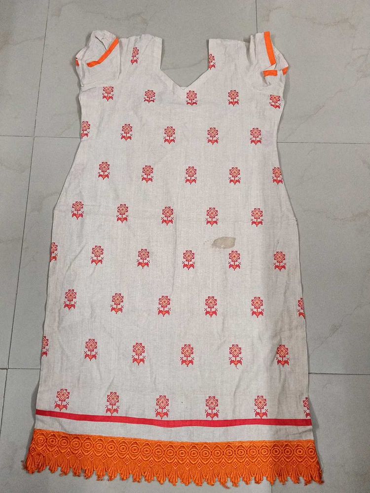 Floral Embroidered Kurti