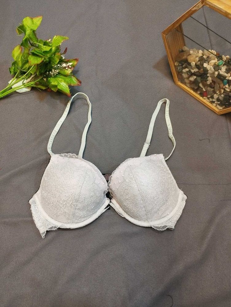 Victoria Secret Lace Bra 🌸
