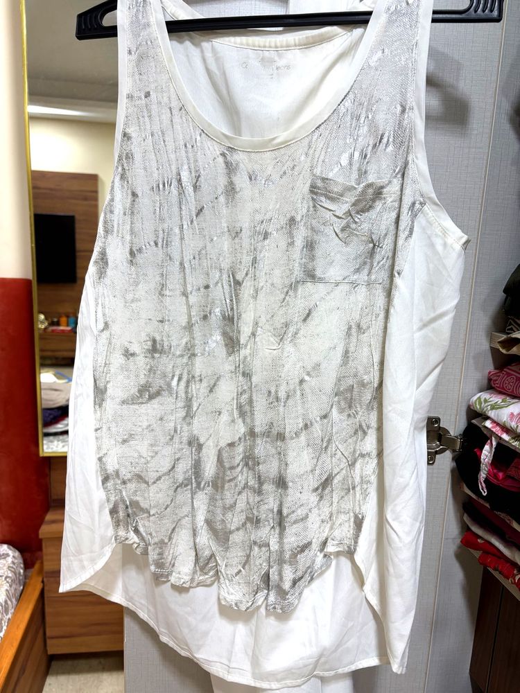 Calvin Klien Top