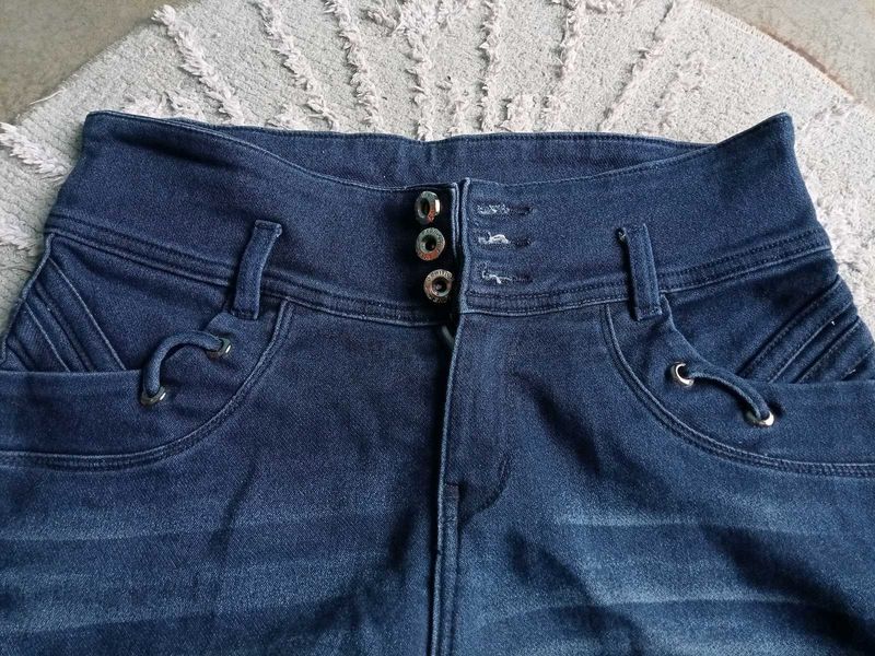 High Waisted Jeans