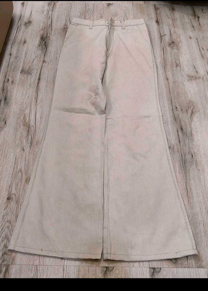 sc8776 Weston Bootcut Pants size 28