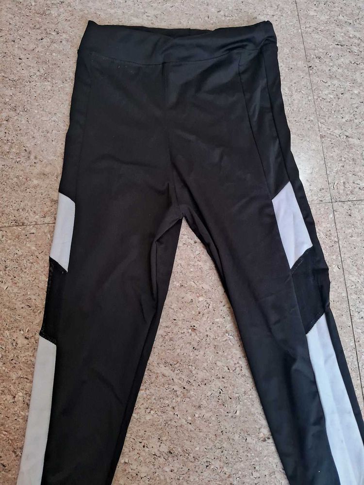 Black &amp; Gray Active Leggings
