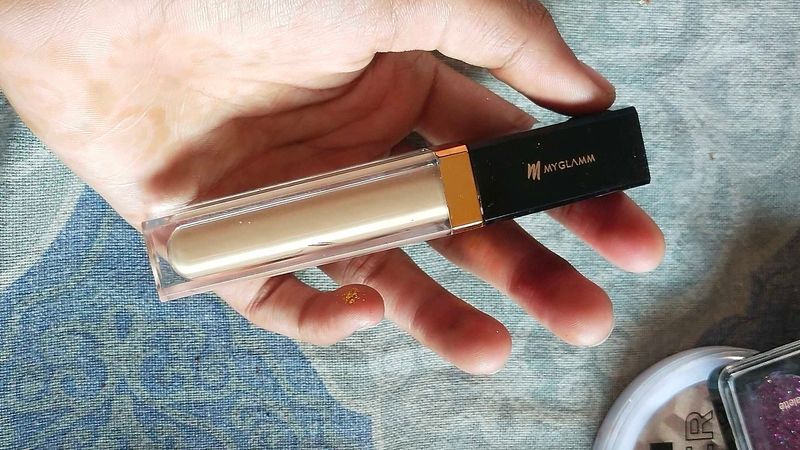 My Galmm Manish Malhotara Concealer