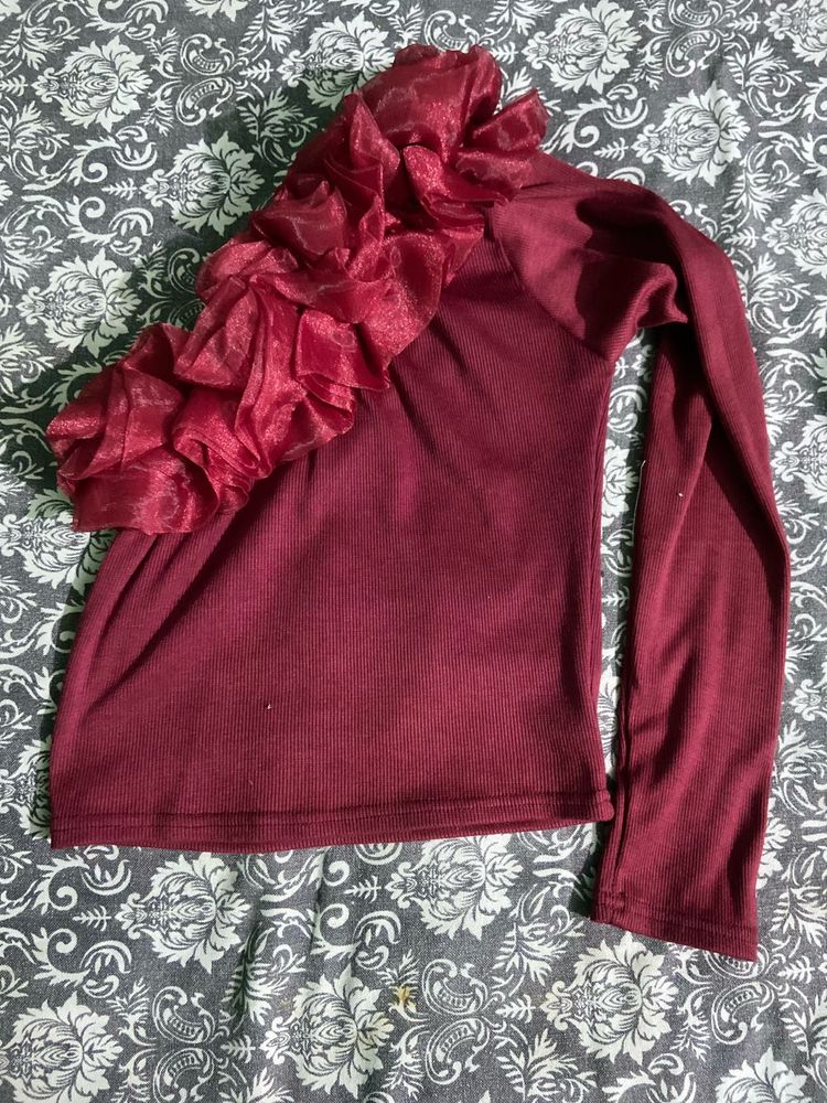 One Sleve Top