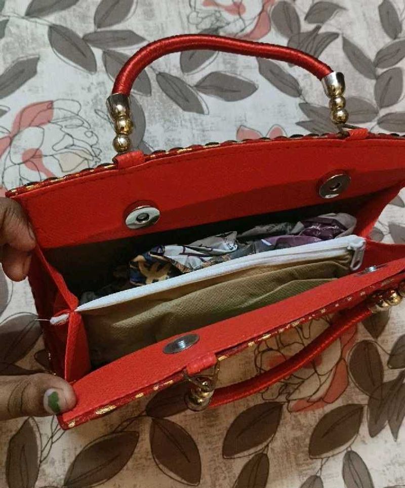 Red Clutch