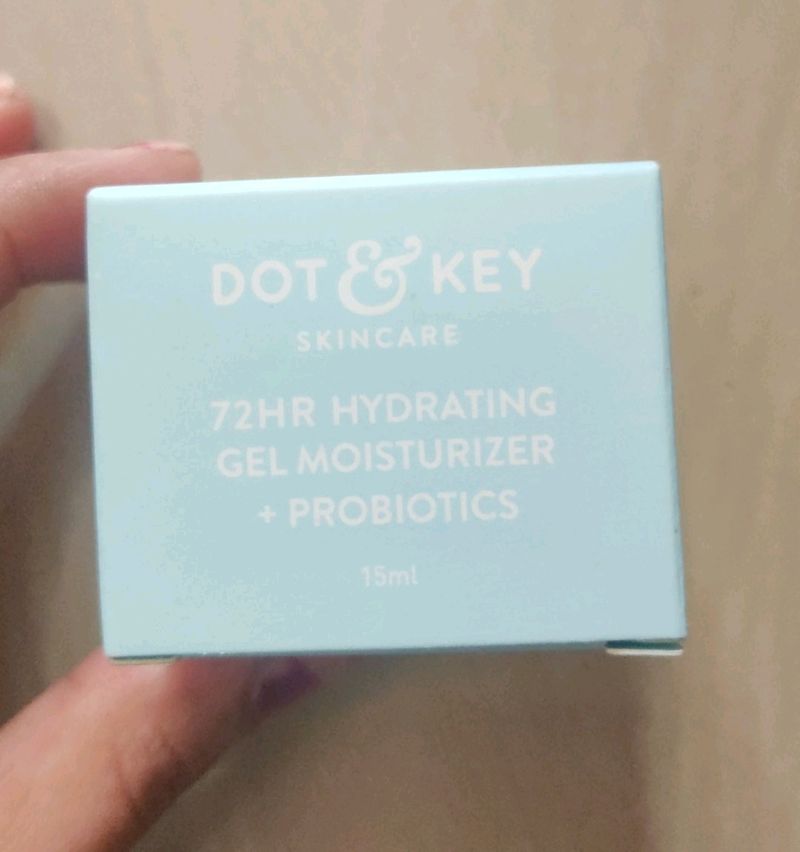 Dot &amp; Key 72hr Hydrating Gel Moisturizer