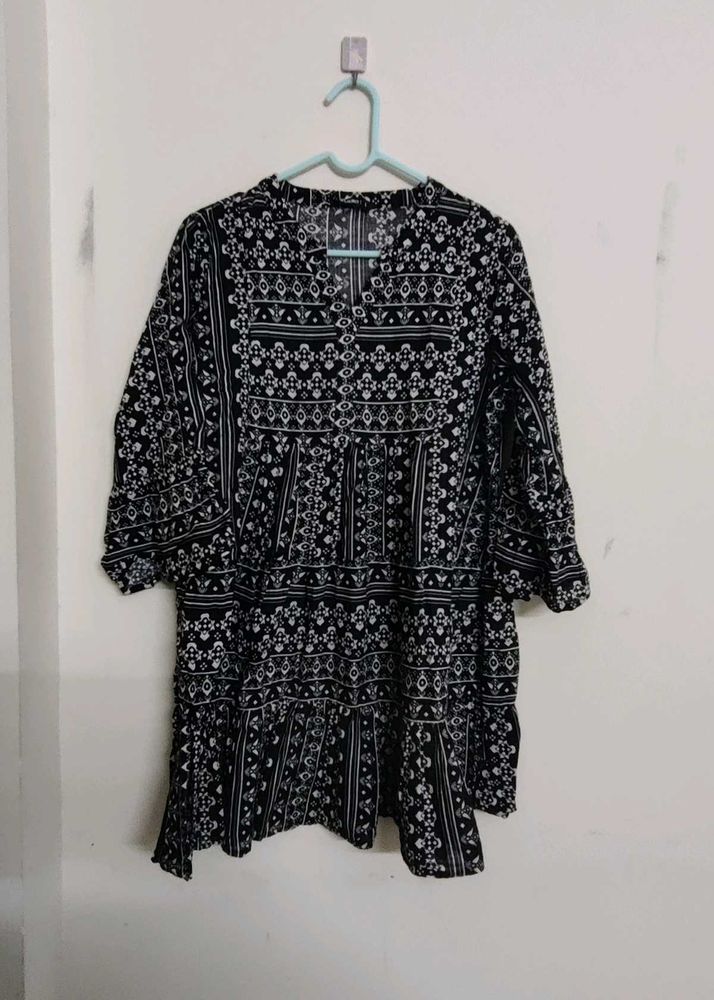 Zudio Black Tunic