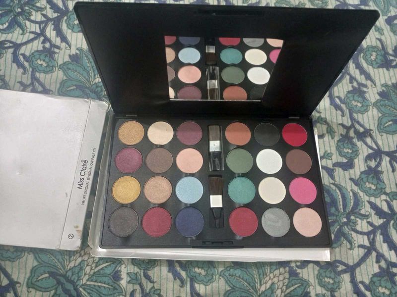 MISS CLAIRE authentic Eyeshadow Palette
