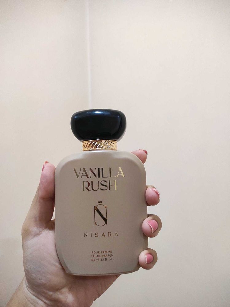 Vanilla Rush Nisara Perfume