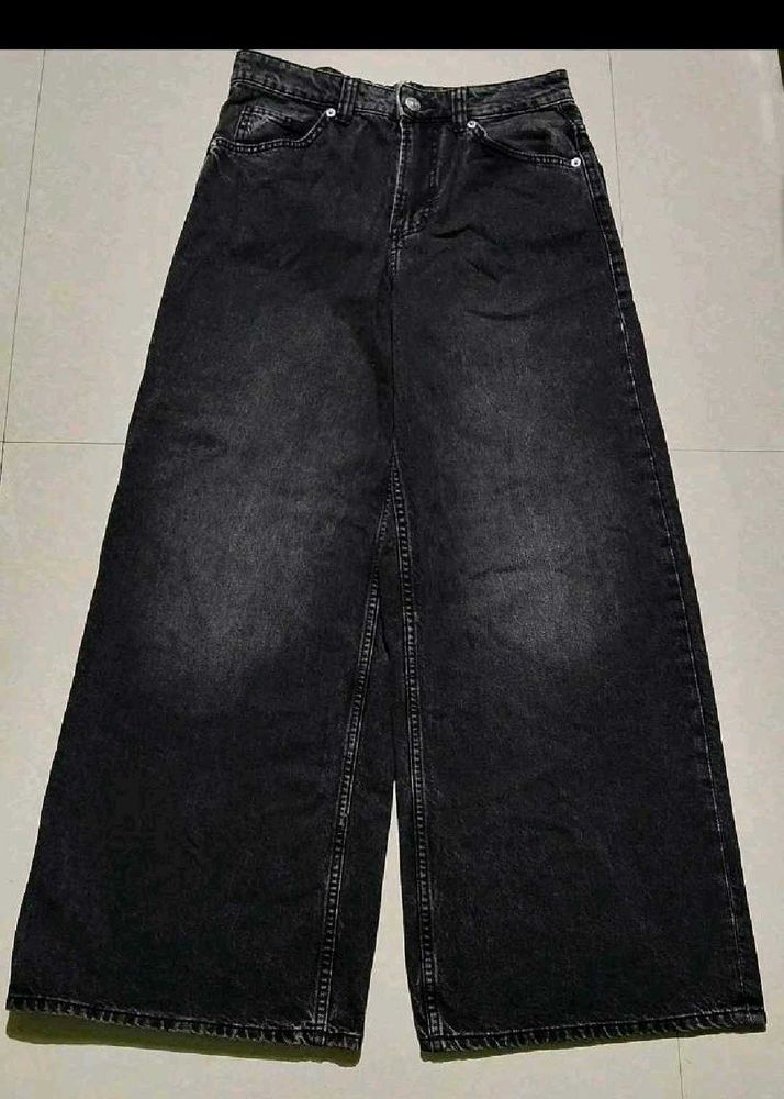 baggy jeans