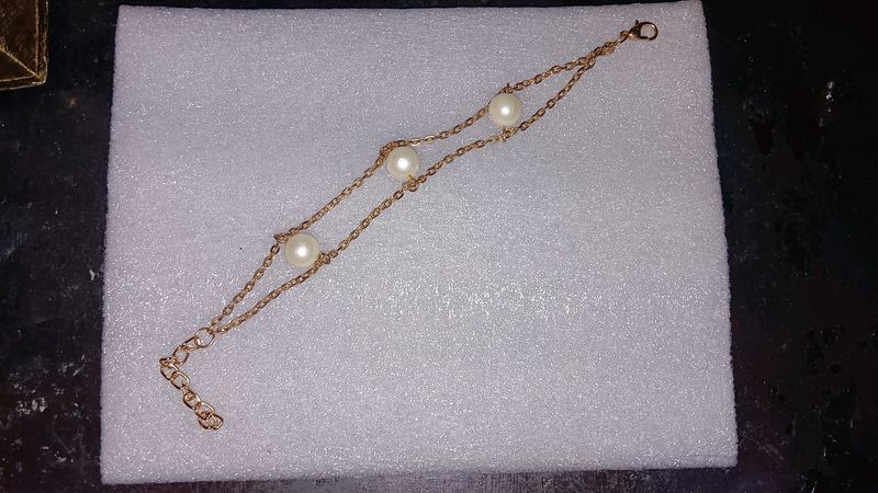 Pearl Bracelet