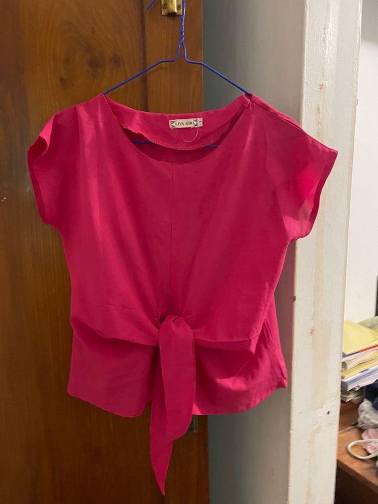 Minimalist dark pink top