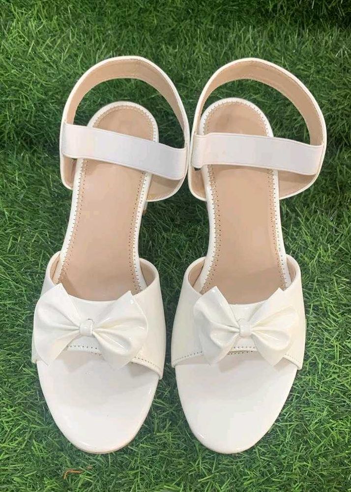 White Heels With Cute Bow Detailing