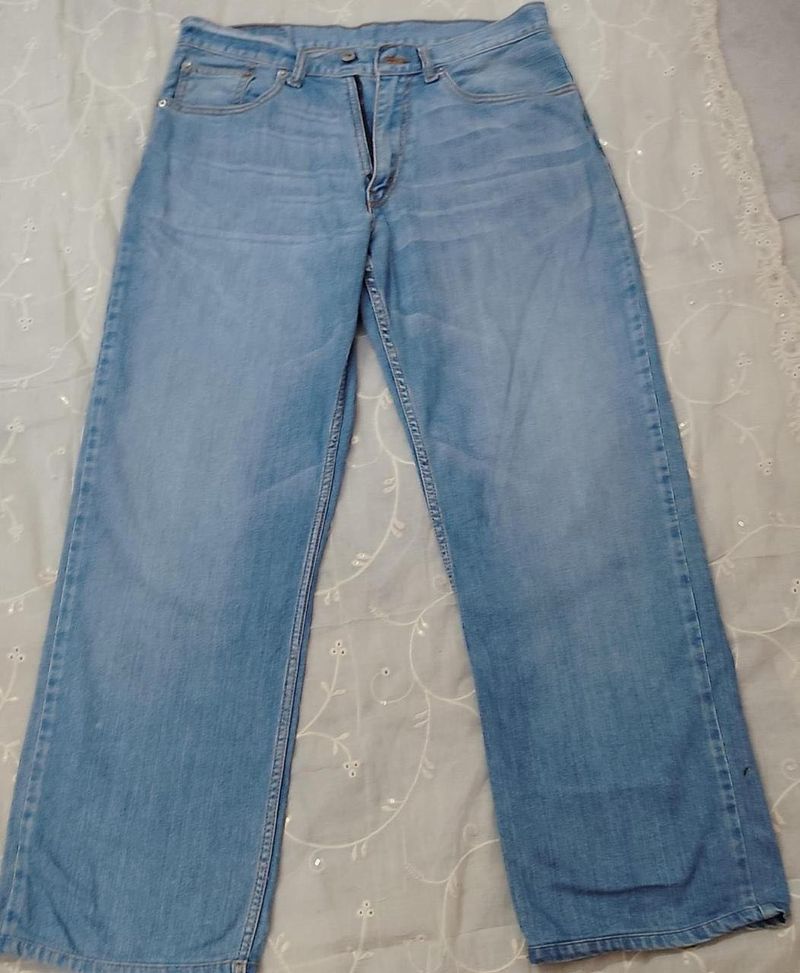 Light Wash Denim Jeans