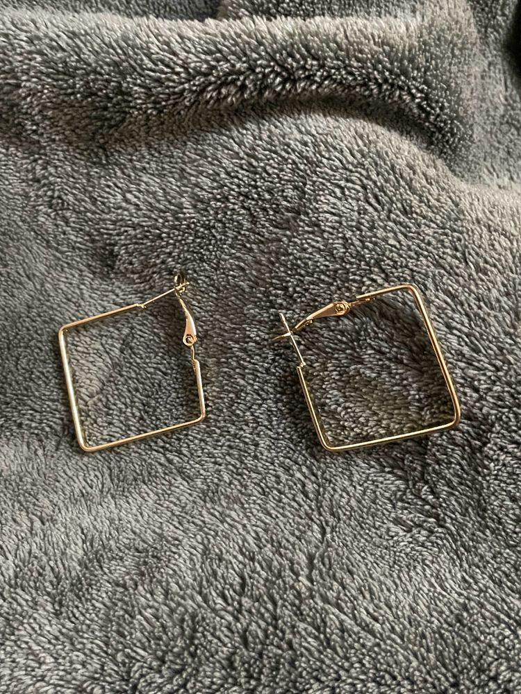 Gold Square Hoop Earrings