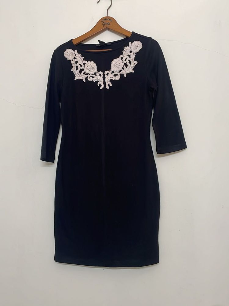 Embroidery Bodycon Dress