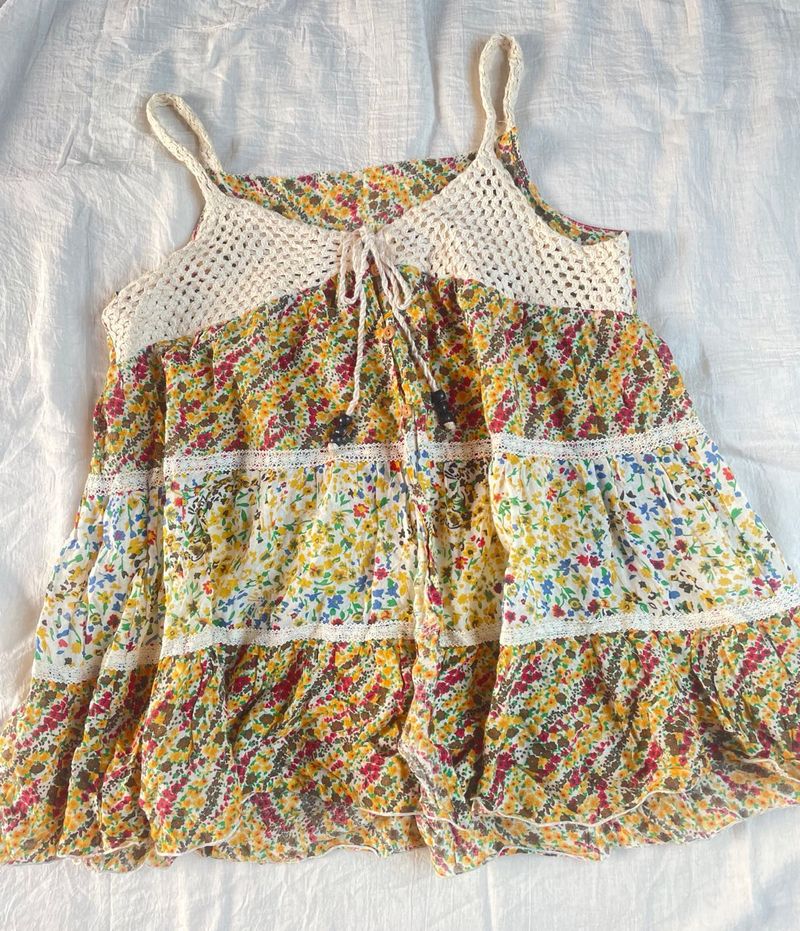 Sale🔥Korean Beach Top 🏖️🐚 🔥