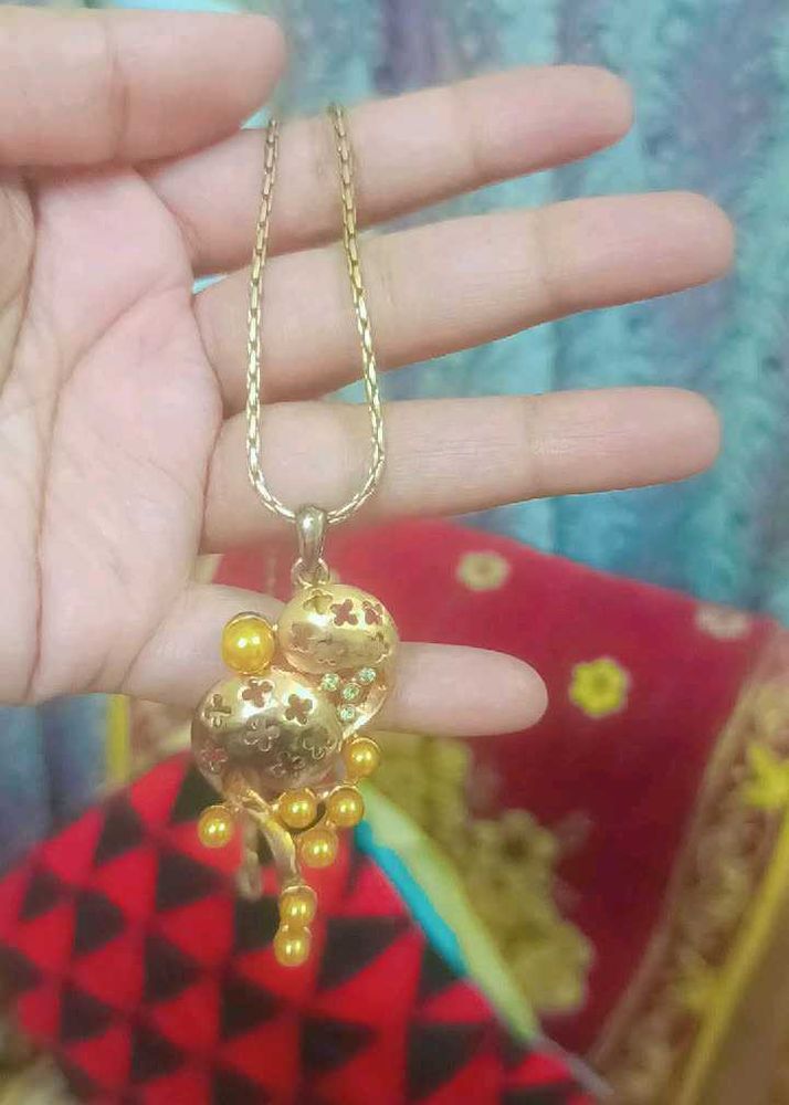 Like New pendant chain