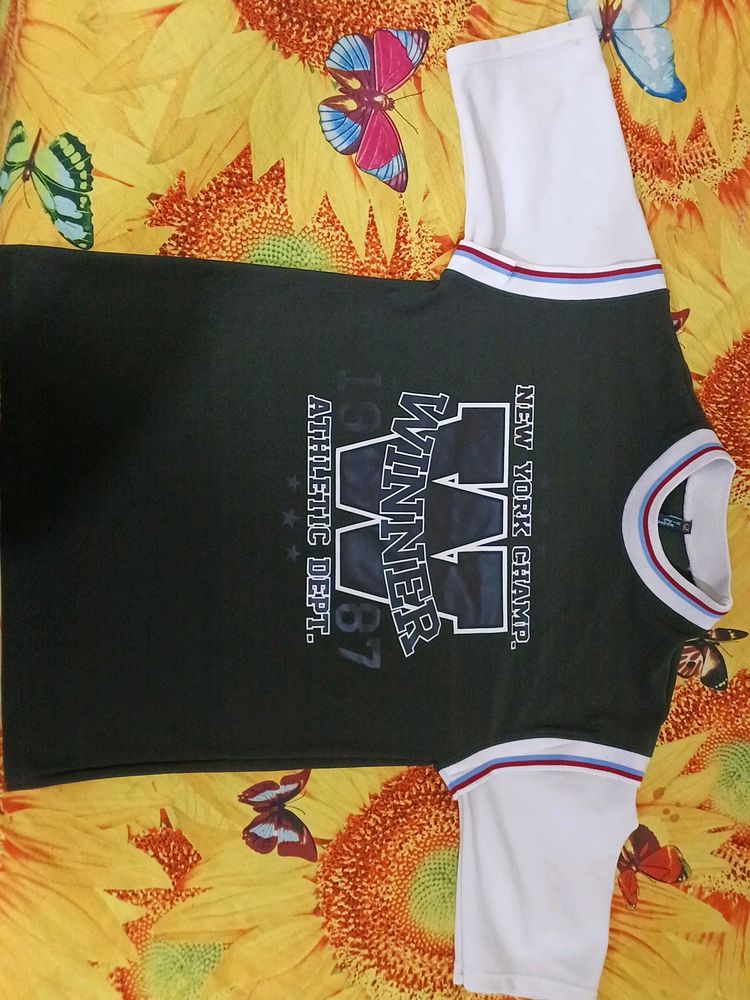 Urban Romano T-shirt Dark Green, With Print On Front Side