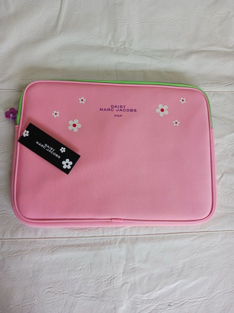 Marc Jacobs Daisy Pop Laptop Sleeve