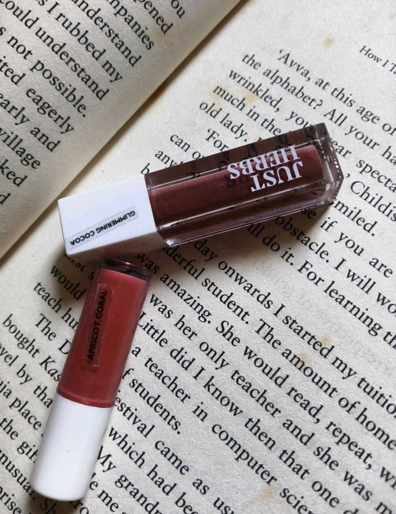 Lipgloss And Lipstick Combo