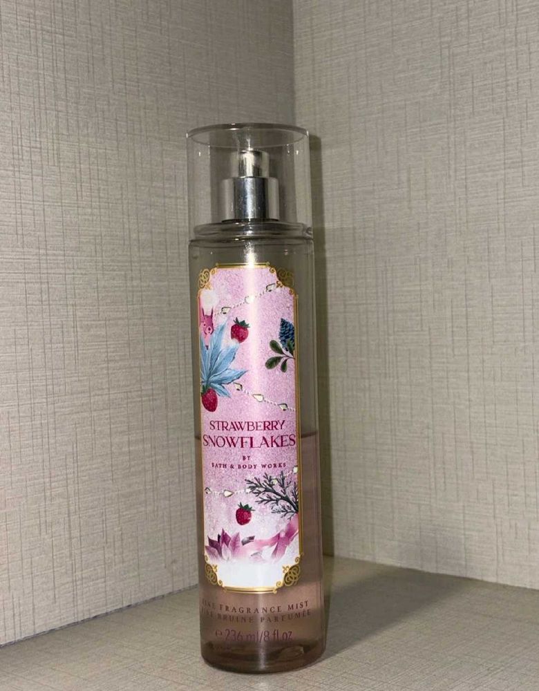 Strawberry Snowflakes Body Mist