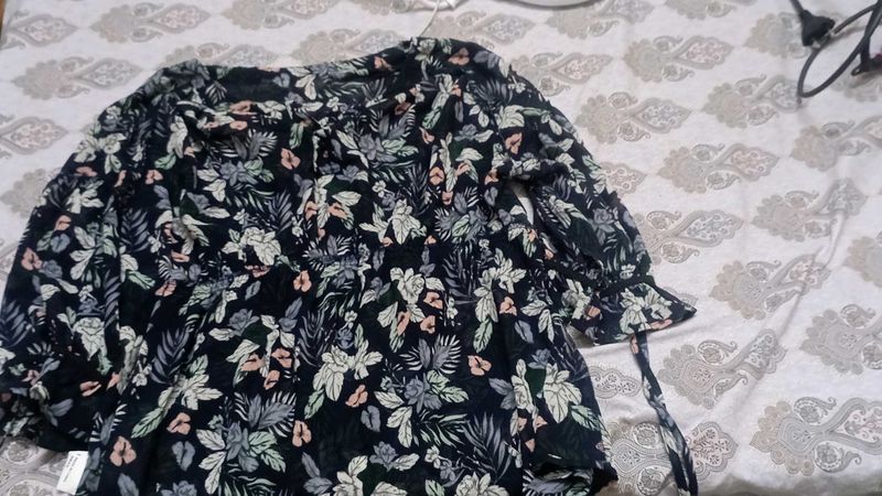 4 Items