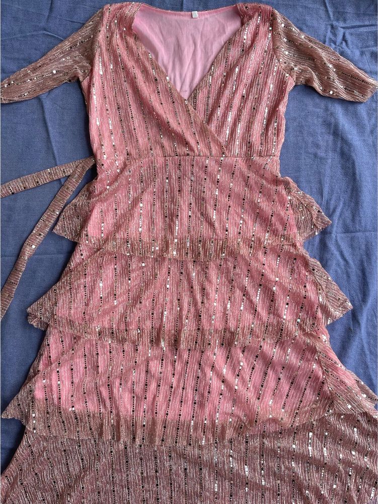 Sequin Embellished Fit &amp; Flare Dress (Pink)