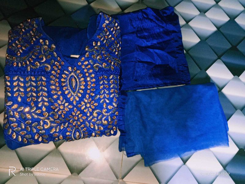 Anarkali Kurta With Pant And Shawl