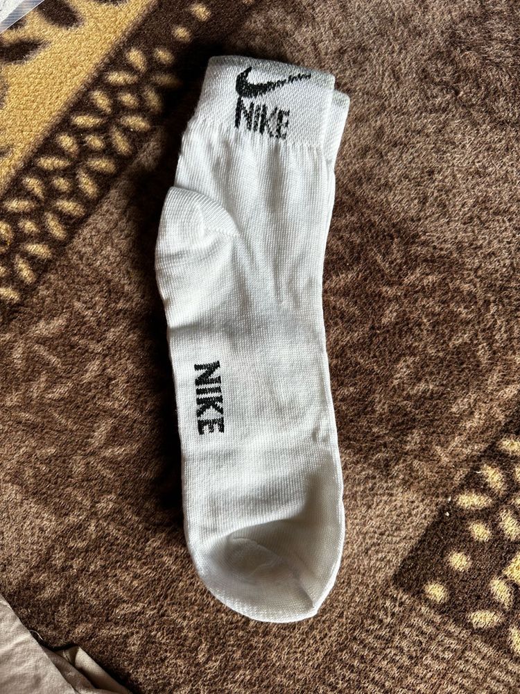 Free Size 1 Pair of Socks