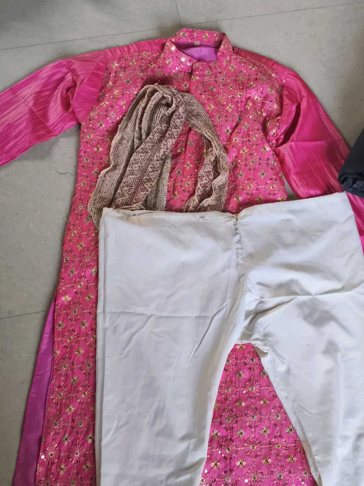 Pink Embroidered Kurta Set For Men
