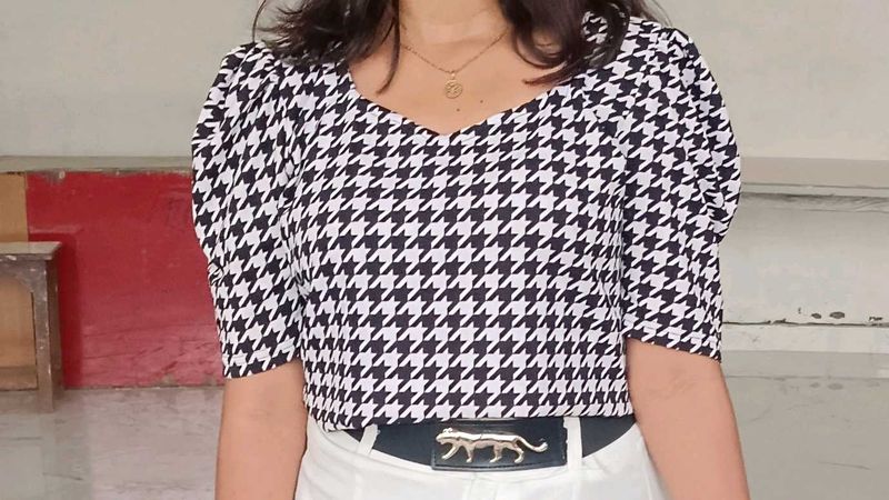 Black And White Top