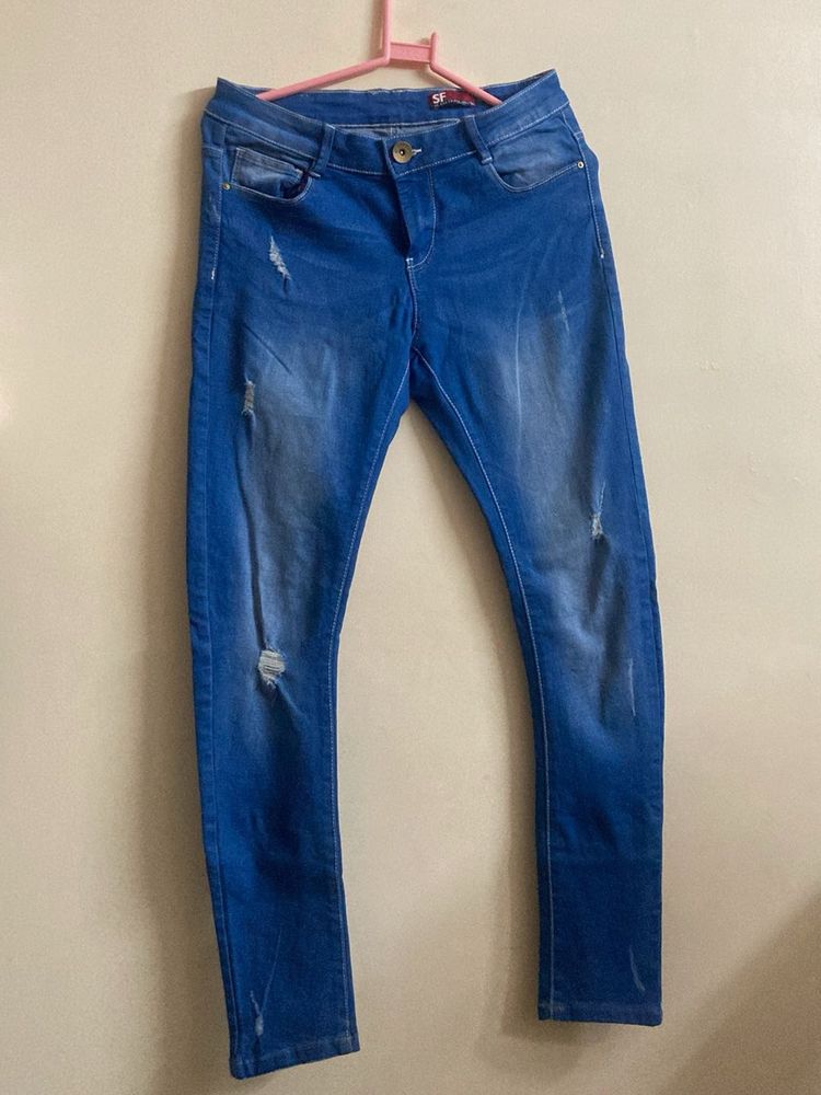 BLUE DENIM JEANS