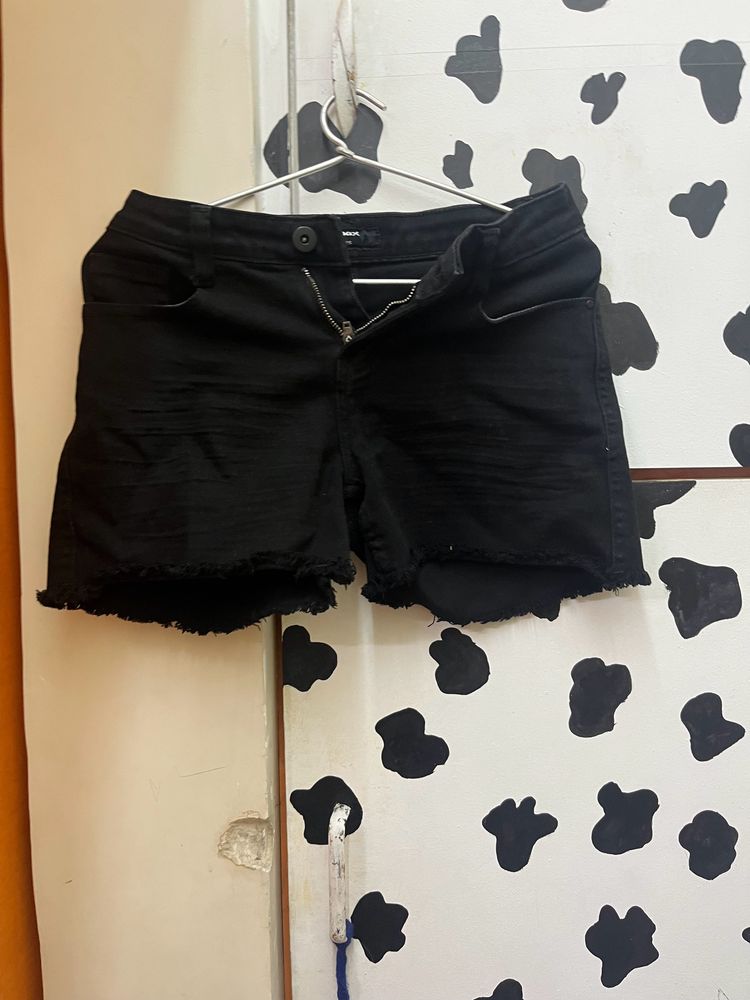 Black Denim Hot Shorts