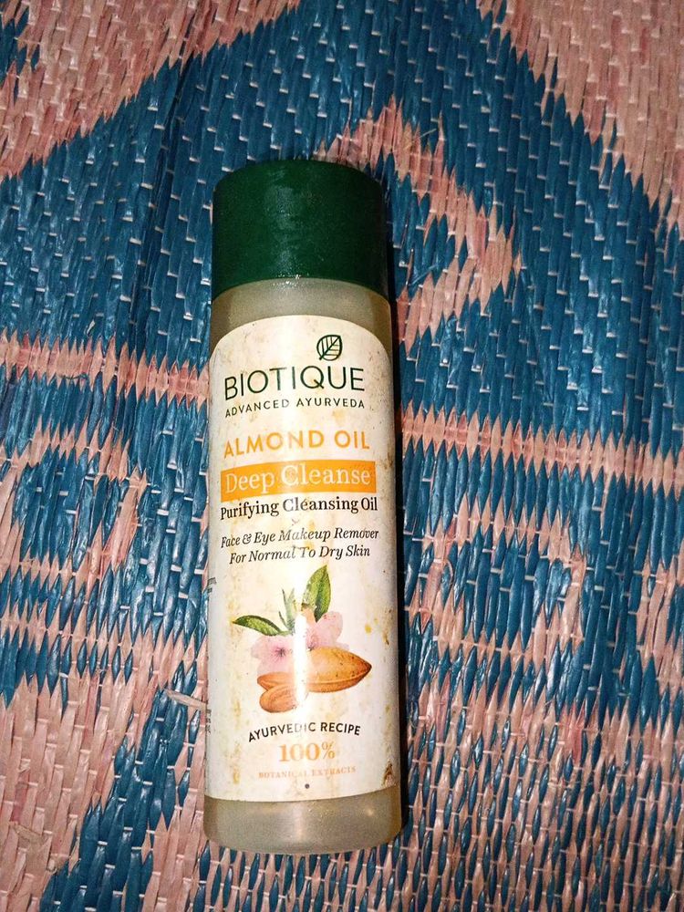 Biotique Almond Oil Cleanser