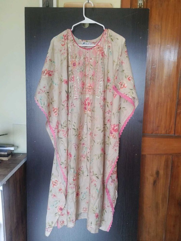 Floral Kaftan Kurta.Never Used.