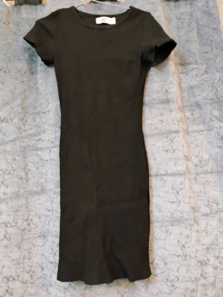Black Bodycon Dress
