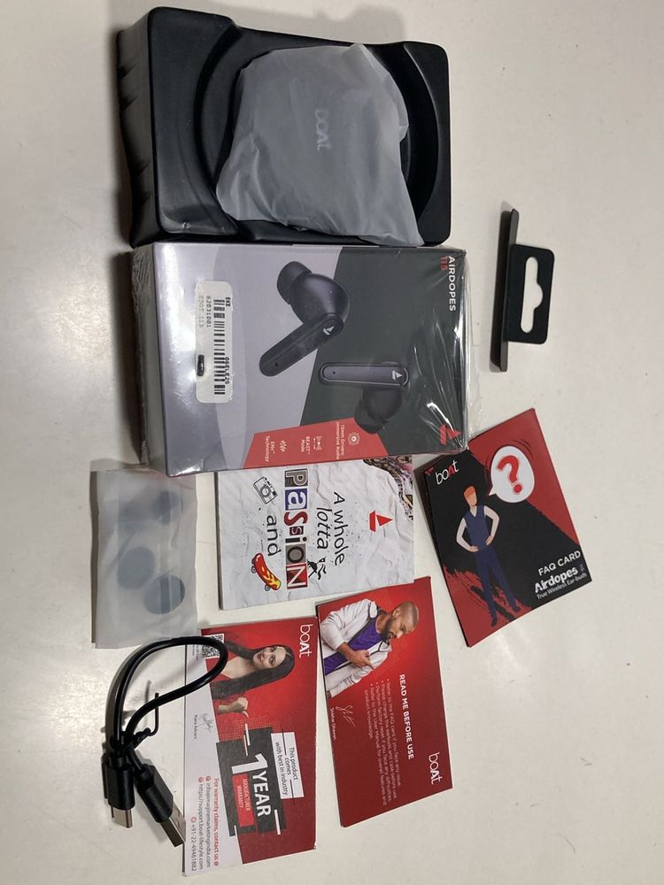 BOAT AIRDOPES 115 BRAND NEW ALL WORKING