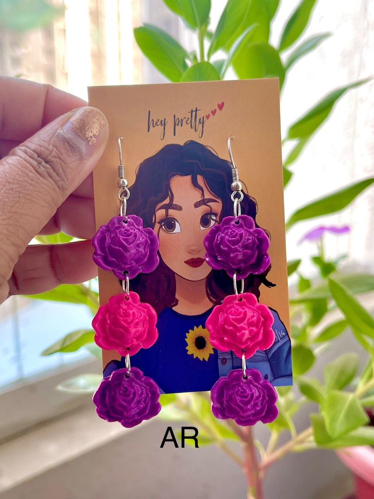 Triple Rose Dangle Earring