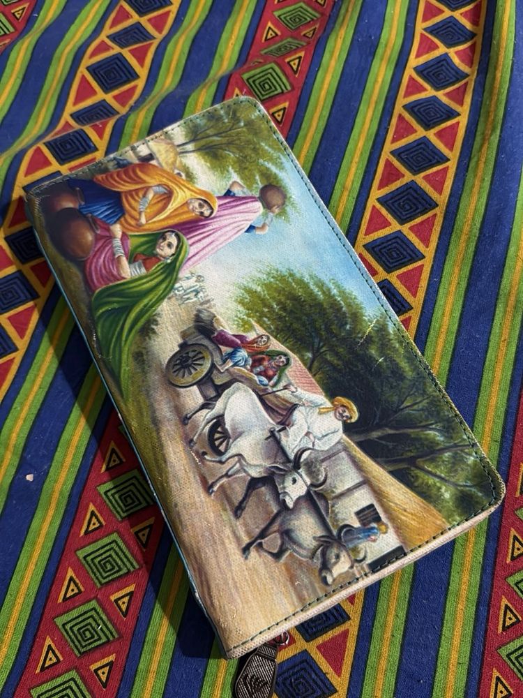 Vintage-Inspired Wallet