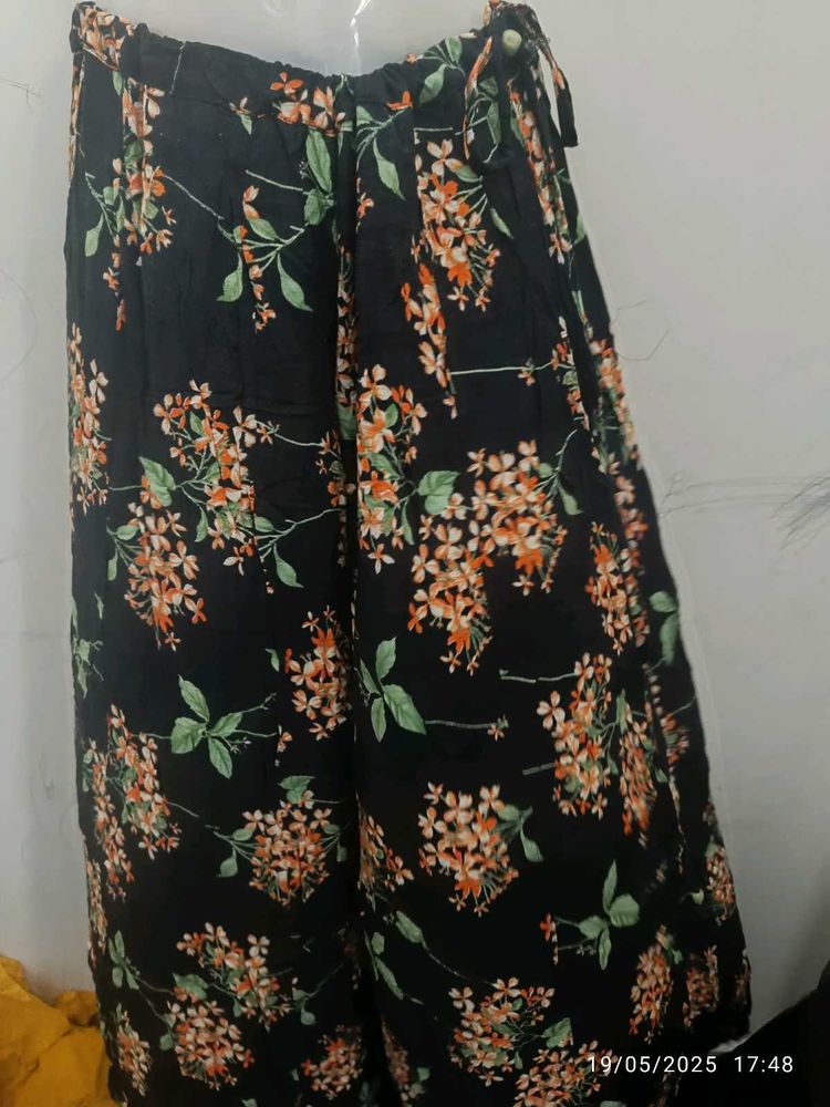 Fully Flared Palazzo Cum Skirt(free Size)