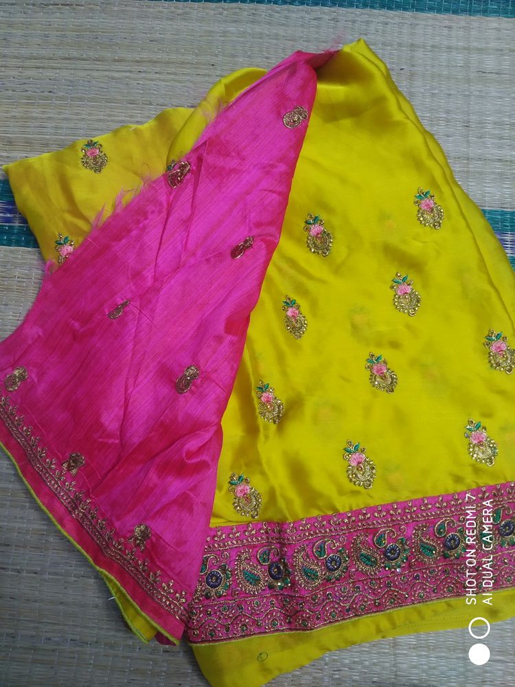 Designer Saree With Running Blouse
