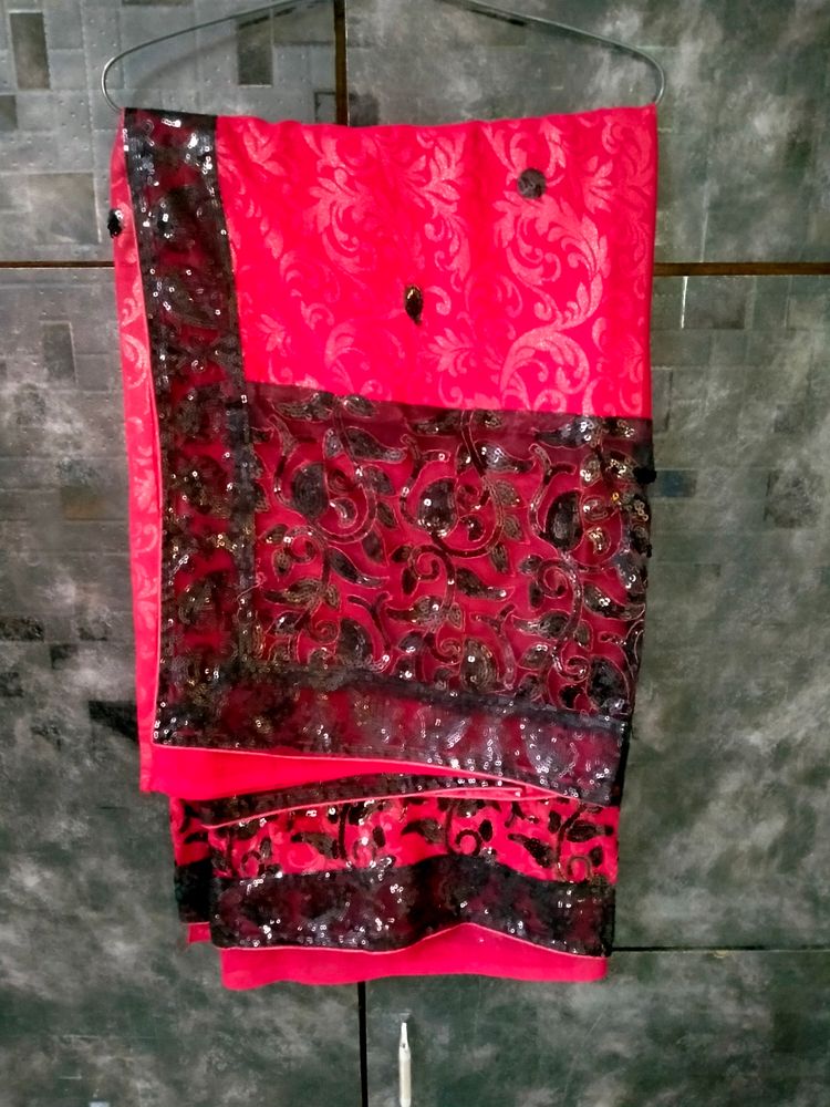 Red Saree With Blouse